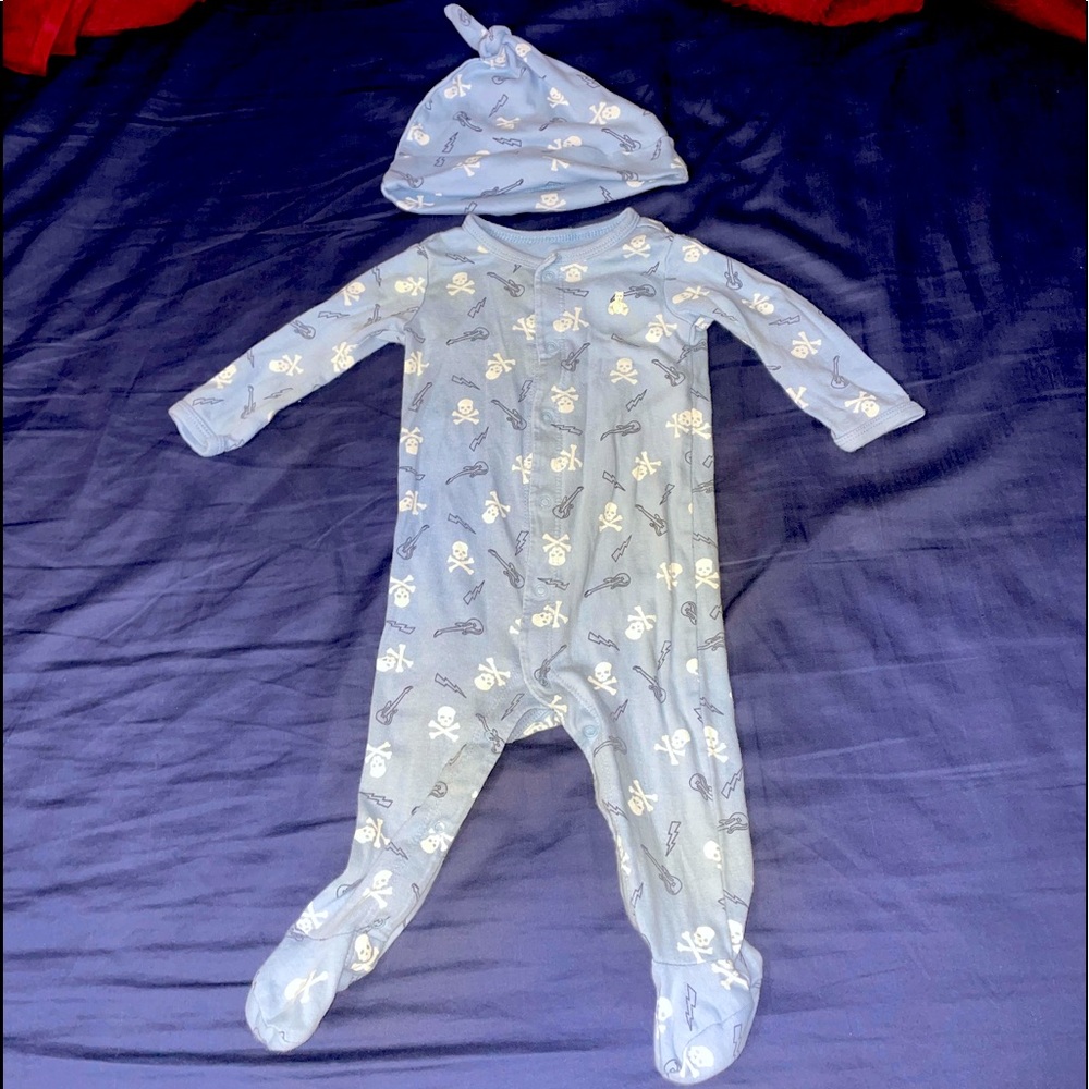Gap Baby 3-6 month PJs onesies footed pjs skull rocker light blue